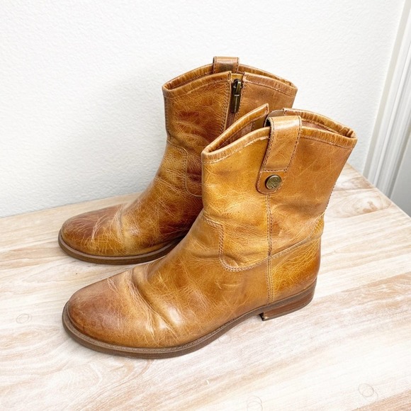 vince camuto brown leather distressed boots made in brazel size 8 - Picture 5 of 9